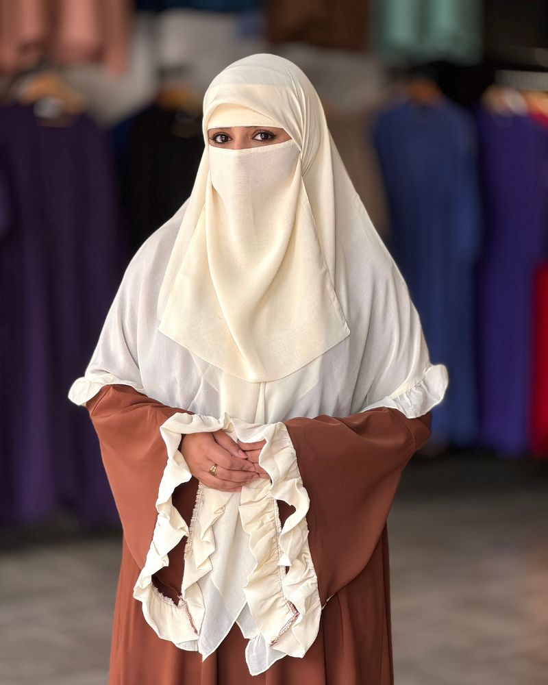 طقم "السكينة" الثلاثي (عباية+فولار+نقاب)