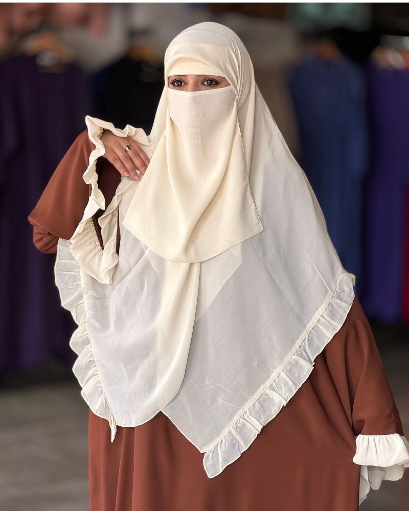 طقم "السكينة" الثلاثي (عباية+فولار+نقاب)